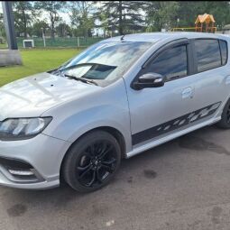 VENDO SANDERO RS 