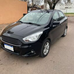 VENDO FORD KA + SEL 2017
