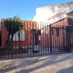 DUEÑO VENDO CASA