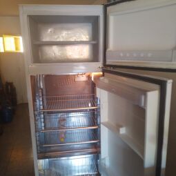 Vendo heladera en función 