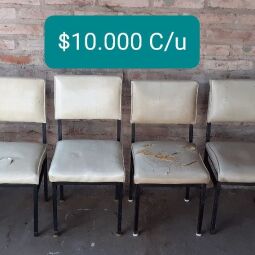 Juego de 6 Sillas de Caño y 3 de Madera.